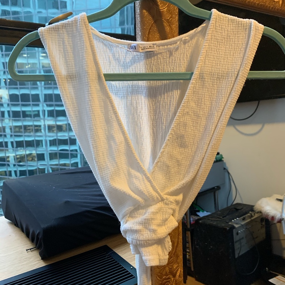 Zara wrap around tie back crop top white